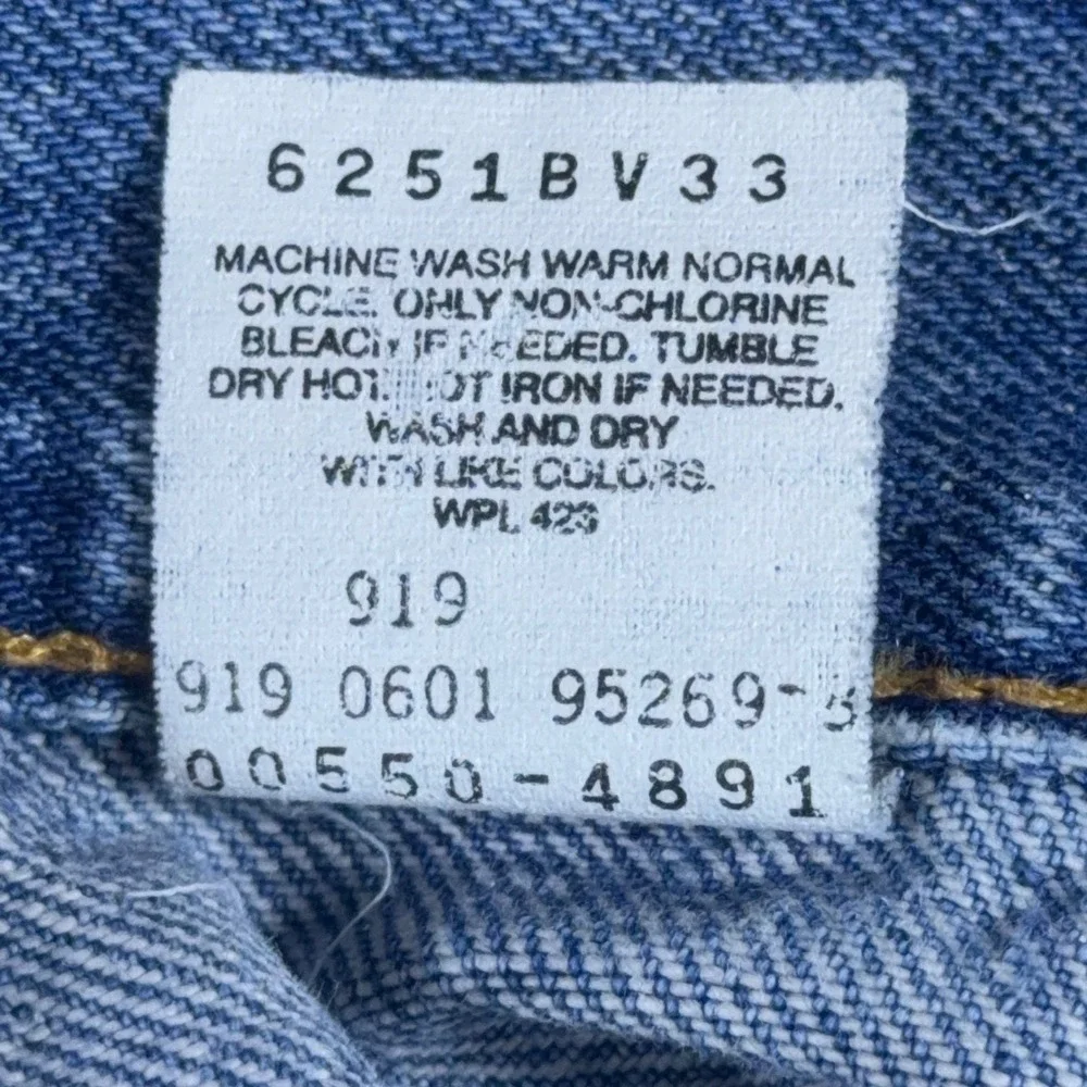 Levis levi 550